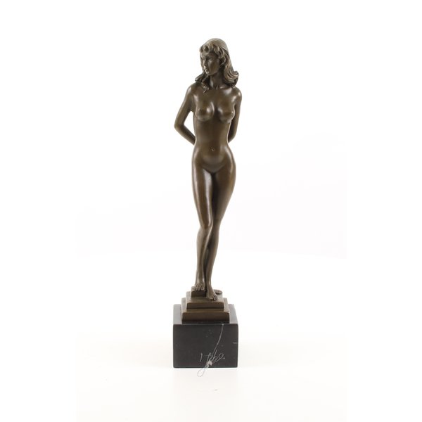  Bronzen sculptuur van een naakte dame