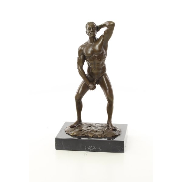  Bronzen beeld van een intens staand mannelijk naakt