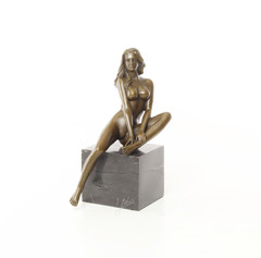 Producten getagd met bronze sexy female sculptures