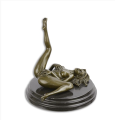 Producten getagd met erotic female bronzes
