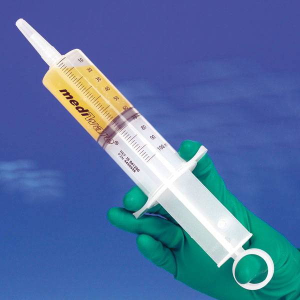 Mediware irrigation syringes Medische Vakhandel