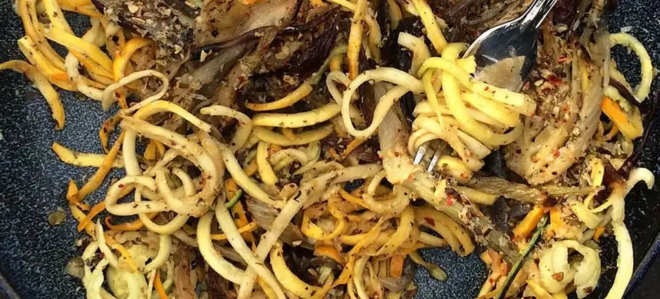 Courgette Spaghetti met Venkel en Pompoenpit