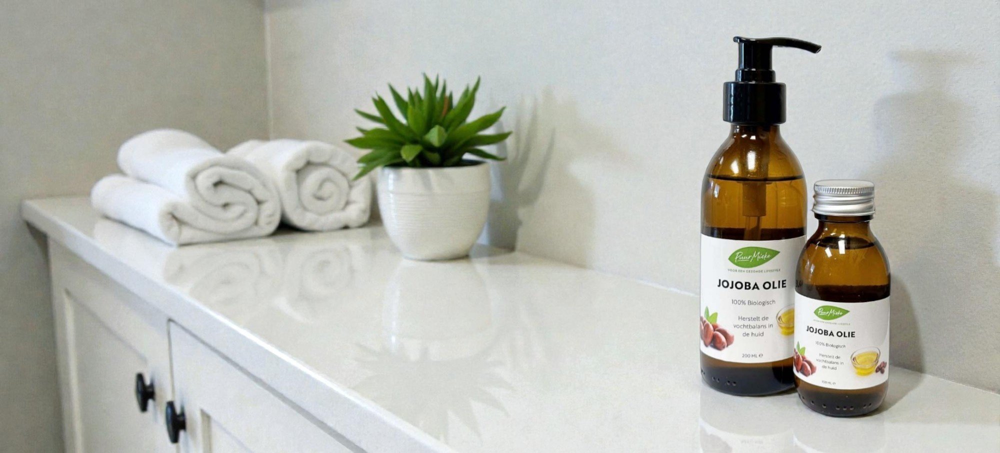 De veelzijdige voordelen van Jojoba Olie: 14 tips en toepassingen