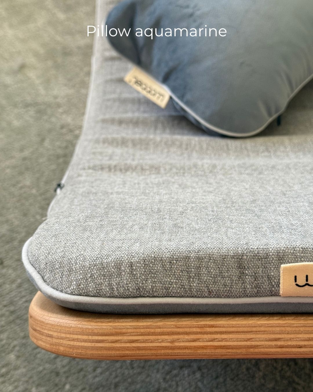 Wobbel Pillow Large & XL