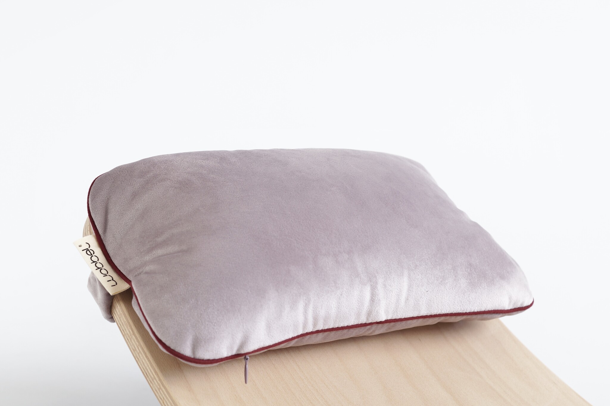 Wobbel Pillow Large & XL