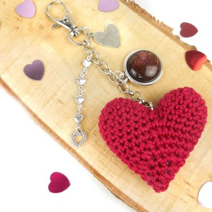 A self-Making Key With A Heart Crochet - DIY Inspiratie0072