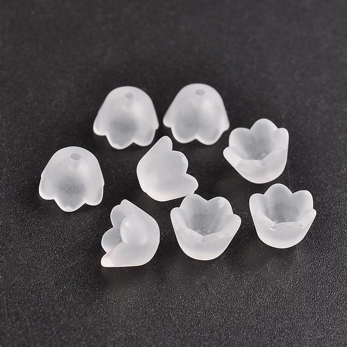 White Flower Beads 10x6mm, 10 pieces