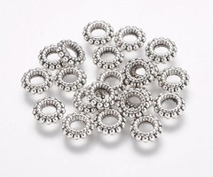 Tibetan Donut Beads Zilver 8x2mm, 20 pieces