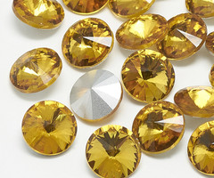 Rivoli Puntsteen 12mm Topaz