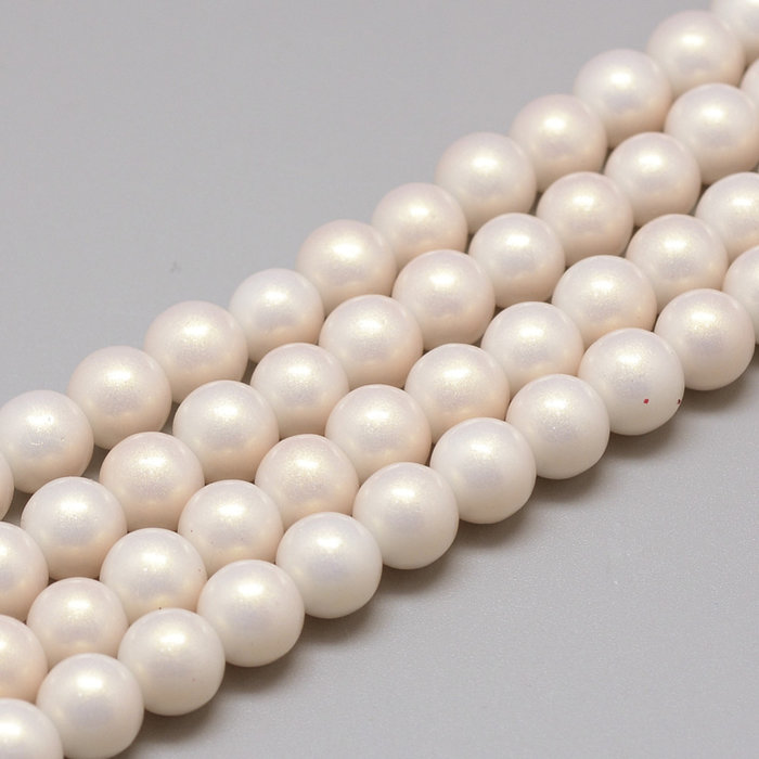 Shiny Glasspearls 8mm Light Peach, strand 95 pieces