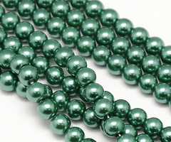 Strand 72 pieces Top Quality Glasspearls 6mm Dark Green