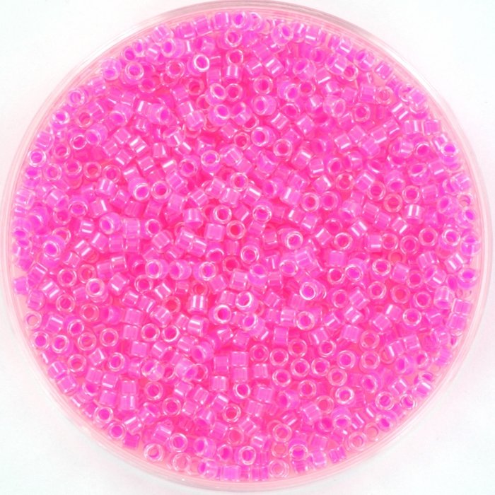 Miyuki Delica's Luminous Wild Strawberry, 5 gram