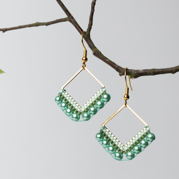 Oorbellen met Miyuki Delica's Maken inspi325