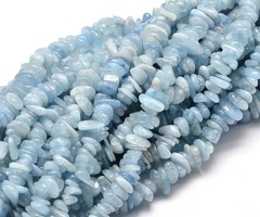 Natural Aquamarine Chips 7x7mm strand 80cm, circa 240 pieces