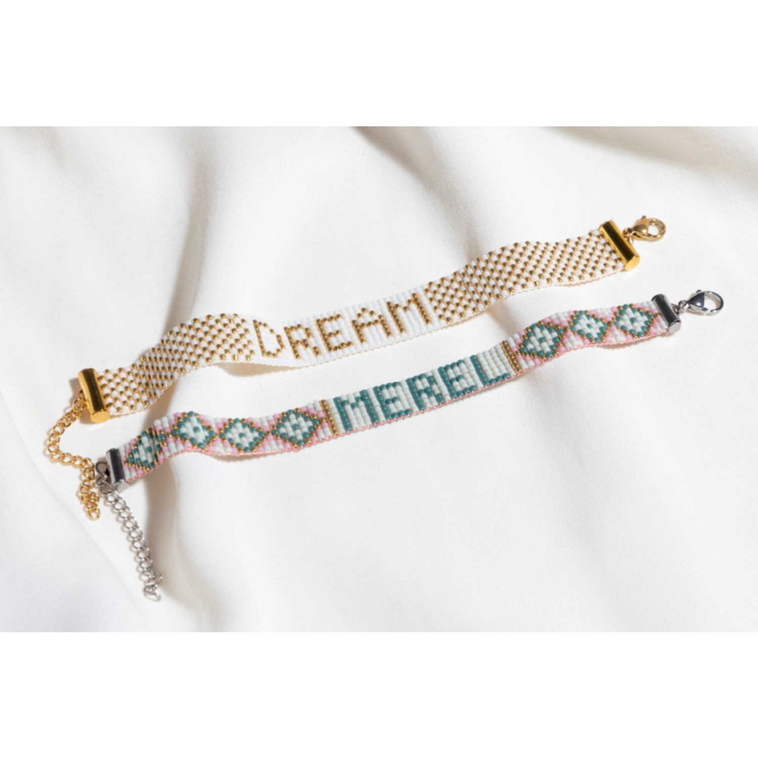 miyuki name bracelet weaving with alphabet pattern
