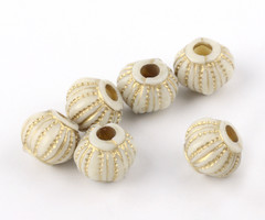 20 Pieces Vintage Acrylic Beads Lantarn Golden Beige 6.5x7.5mm