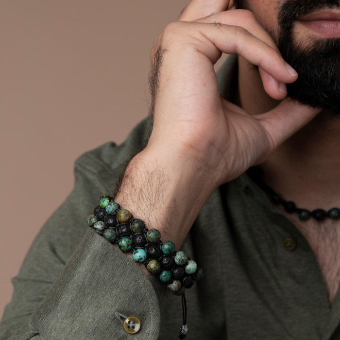 Make Shamballa Bracelet for Men with Macramé and Natural Gemstones Inspi360
