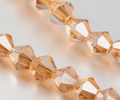 90 stuks Facetkralen Bicone Rose Shine 4x4.5mm