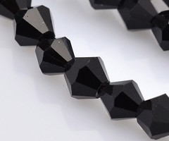 90 stuks Facetkralen Bicone Zwart 4mm