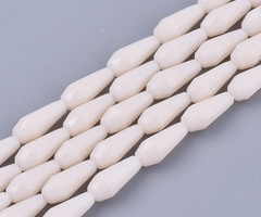 20 pieces Teardrop Glassbeads Light Pink 9x4mm