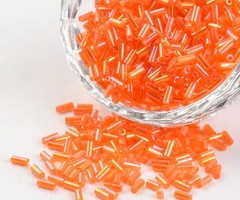 10 gram Bugle Beads Rainbow Oranje Shine 4~5x1.5~2mm