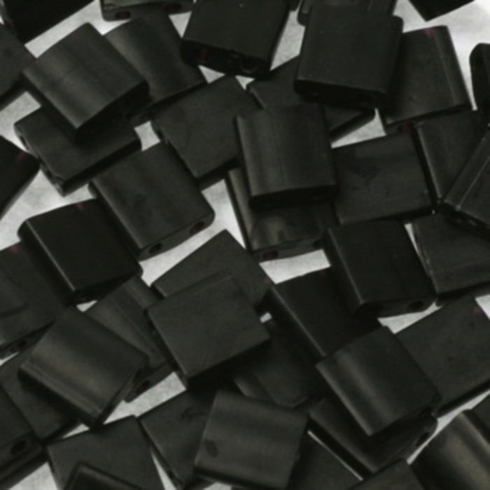 Miyuki Tila 5x5mm Opaque Matte Black, 35 Pieces