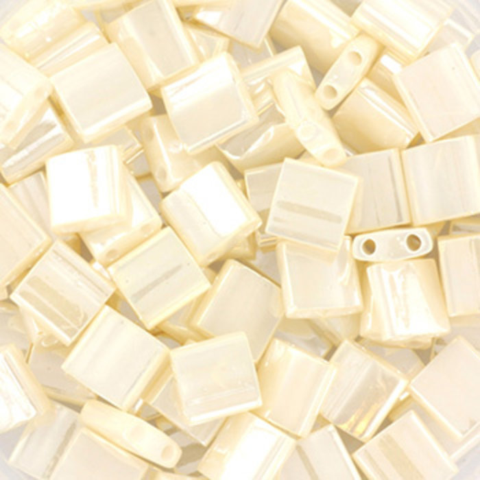 Miyuki Tila 5x5mm Ceylon Antique Ivory Pearl, 35 Pieces