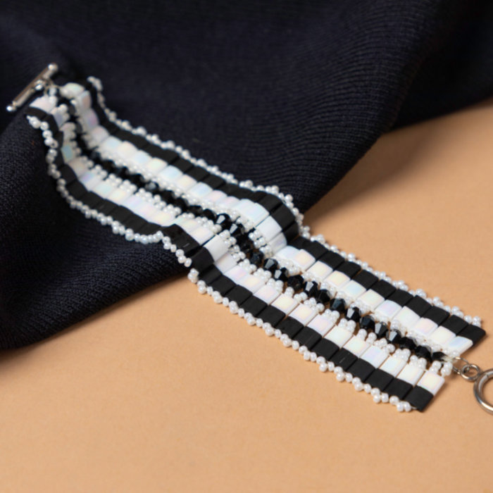 Zwart Witte Armband met Miyuki Tila Kralen Inspi392