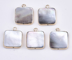 Natural Black Lip Shell Charm Square 18x15x3mm