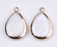 Natural Freshwater Shell Charm Teardrop 23x15x4mm