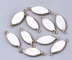 Natural Freshwater Shell Link Horse Eye 28x10x3mm