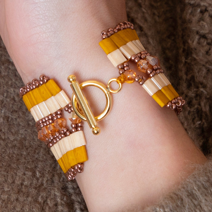 Miyuki Tila 5x5mm Ceylon Light Caramel, 35 Pieces