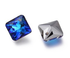Glass Charm Square Blue 14x14x6mm