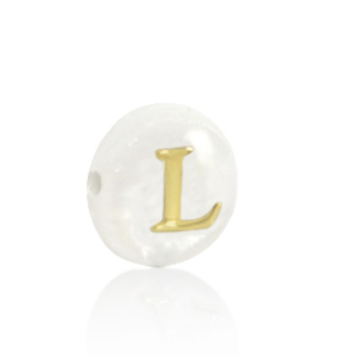 Letterkraal Wit Parelmoer Schelpkraal 6x4mm met Gouden Letter L
