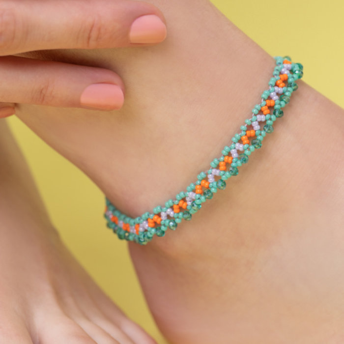How to Make Stretchy Beaded Bracelets with Elastic Cord  Sarah Maker