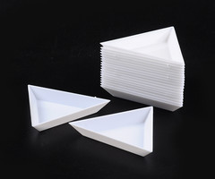 5 pieces Plastic Triangle White 7x1cm