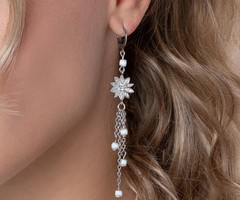 Earrings with Zirconia Flower
