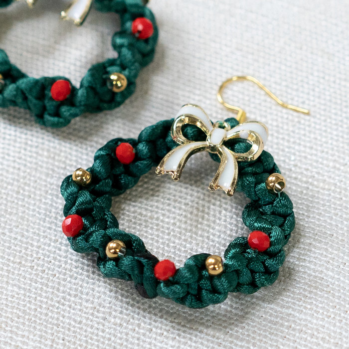 Krans oorbellen maken voor Kerst Inspi499