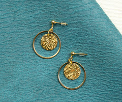 Embossed gold earrings