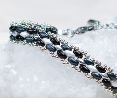 Bracelet with Super duo beads and Seed beads