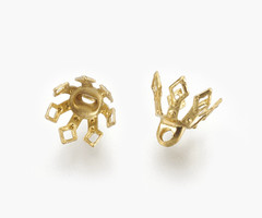 (edelsteen) Kapjes met een Oogje Gold Plated 8x8mm, 10 stuks