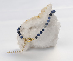 Knoop een Blauw Frosted Sodaliet Edelsteen Armband