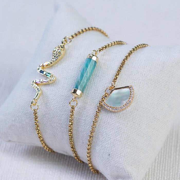 Minimalist bracelets with connectors