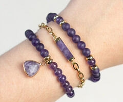 Bracelets set with Amethyst