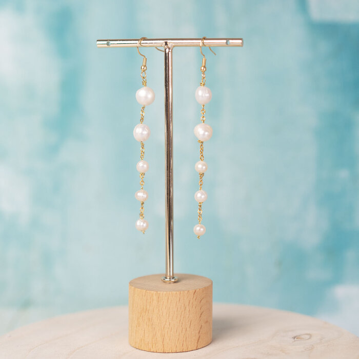 Earrings with Freshwater Pearls using Chain and Iron Wire