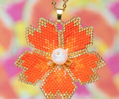 Making a Flower with Miyuki Beads