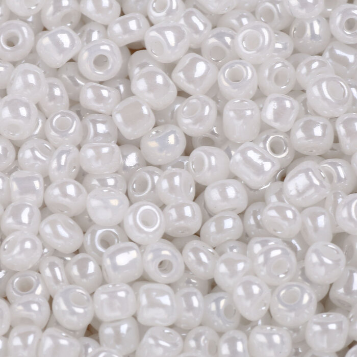 10088* White 4mm seed beads, 20 gram