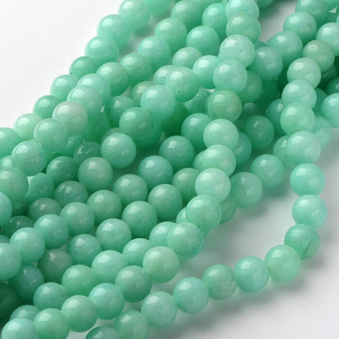Glassbeads Mint Green 8mm, strand 40 pieces