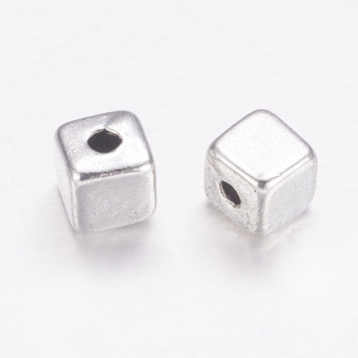 Tibetaanse Spacer Beads Cube 4mm Antiek Zilver, 30 stuks