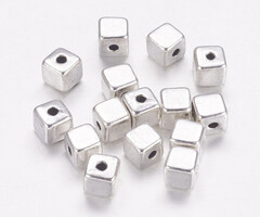 Tibetaanse Spacer Beads Cube 4mm Antiek Zilver, 30 stuks